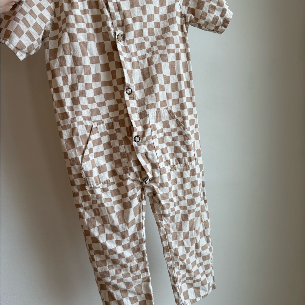 Rylee + Cru Cream and Tan Checkered Footie